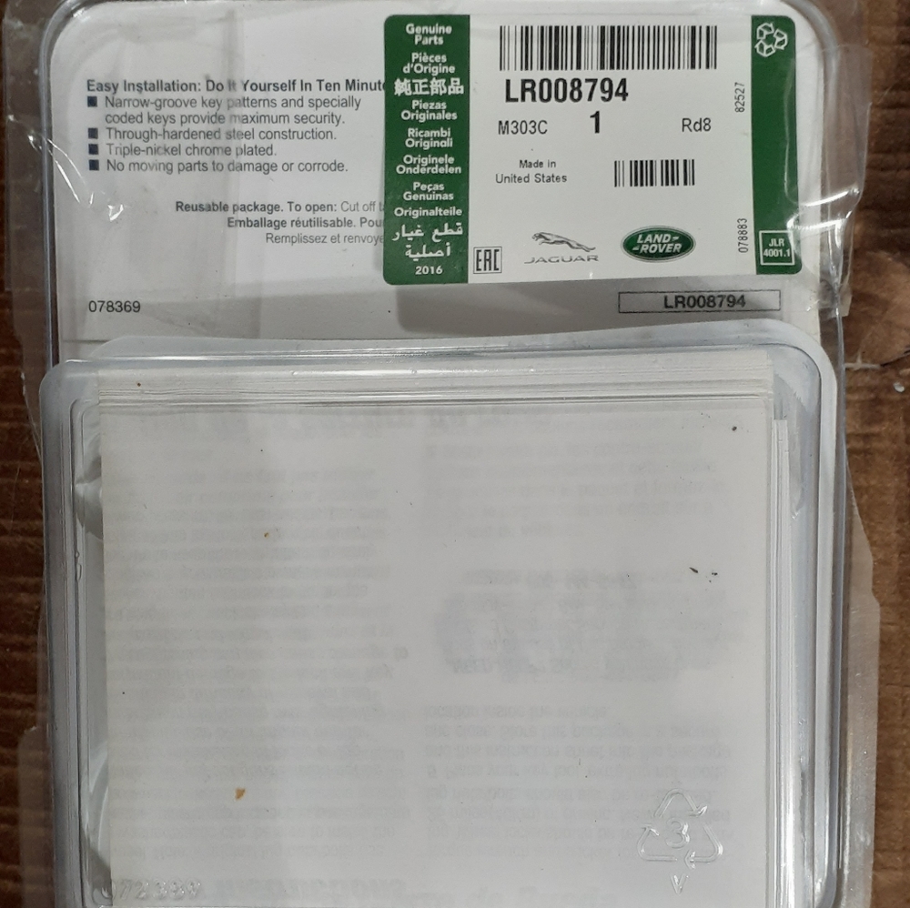 New Land Rover Chrome Wheel Locks Set